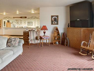 Super 8 By Wyndham Wi 2*